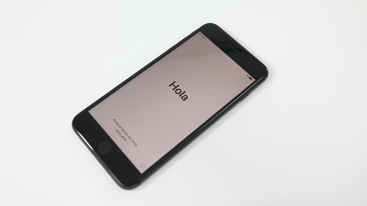 Sforum - Trang thông tin công nghệ mới nhất 2017-09-21_232808 Mở hộp iPhone 8 Plus tại VN: Thiết kế mới bằng kính, giá từ 23 triệu đồng 