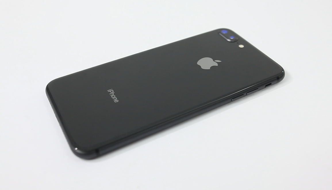 Sforum - Trang thông tin công nghệ mới nhất 2017-09-21_233303 Mở hộp iPhone 8 Plus tại VN: Thiết kế mới bằng kính, giá từ 23 triệu đồng 