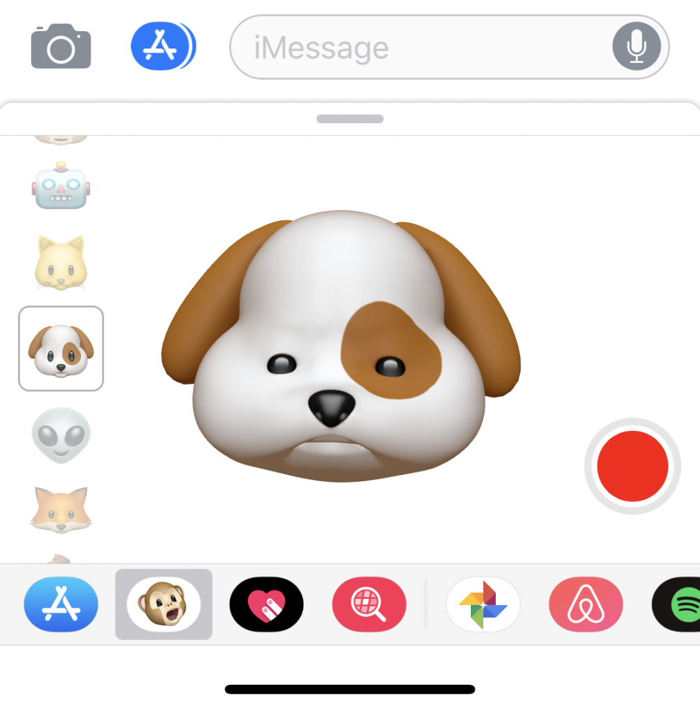 Chú cáo và chú chó trong cả hai Animoji đều có đôi mắt bị thu nhỏ đi rất nhiều, khiến cho khuôn mặt trở nên mất cân đối và (có lẽ) còn hài hước hơn