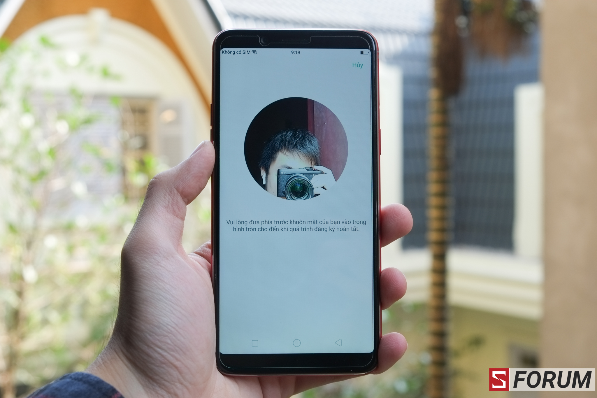 Trên tay Oppo F5 6GB RED: Sắc màu cho mùa lễ hội