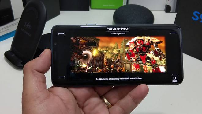 Những tựa game nặng cũng không thể làm khó chiếc flagshhip này