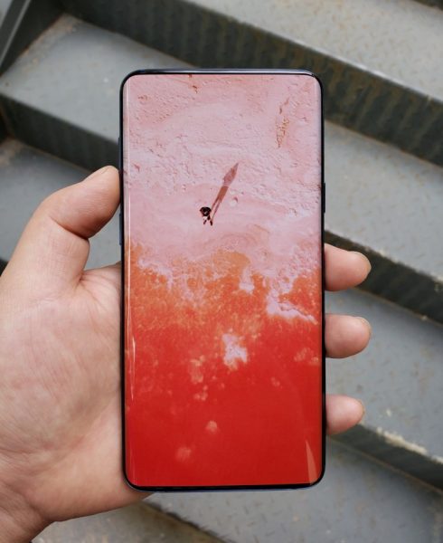Nguyên mẫu Galaxy S10 với màn hình vô cực mới chiếm gần như toàn bộ mặt trước