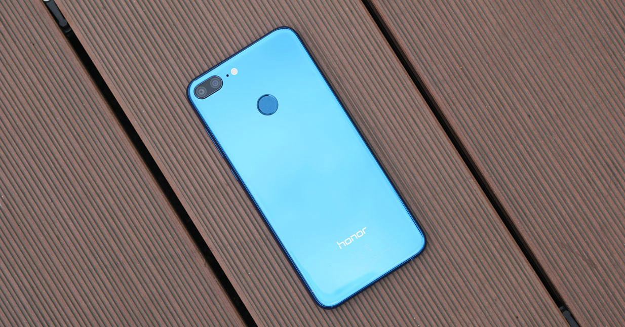 Trên tay Honor 9 Lite: Smartphone có thiết kế đẹp nhất phân khúc 4 triệu đồng