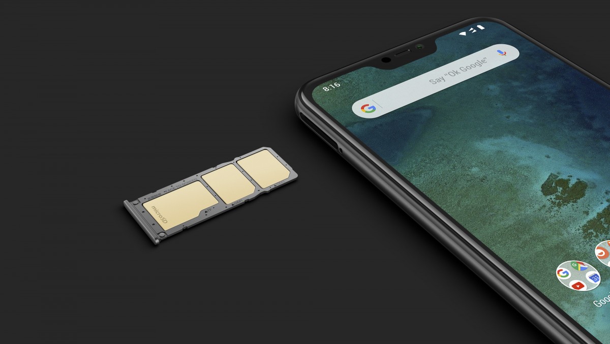 Máy hỗ trợ 2 SIM và thẻ nhớ riêng biệt