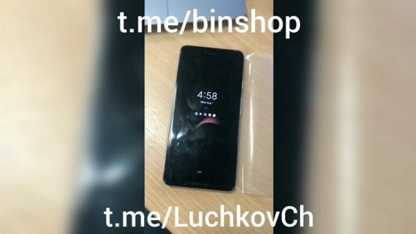 Lộ hình ảnh trên tay Pixel 3 XL: Màn hình 6.7 inch và pin 3.430 mAh
