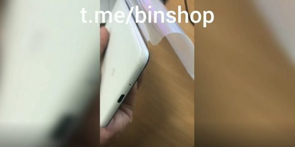 Lộ hình ảnh trên tay Pixel 3 XL: Màn hình 6.7 inch và pin 3.430 mAh