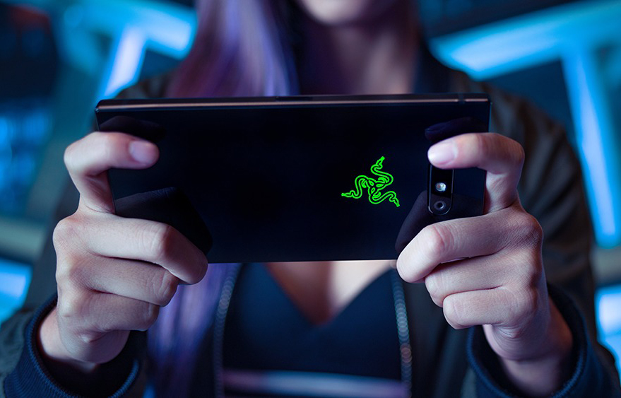 Razer Phone 2 sẽ sớm có thêm phiên bản mặt lưng kính trong suốt, tương ...
