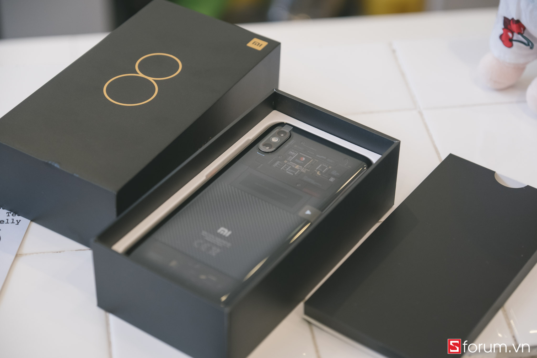 Sforum - Trang thông tin công nghệ mới nhất DSCF0048 Trên tay Xiaomi Mi 8 Pro trong suốt: Mi 8 phiên bản 