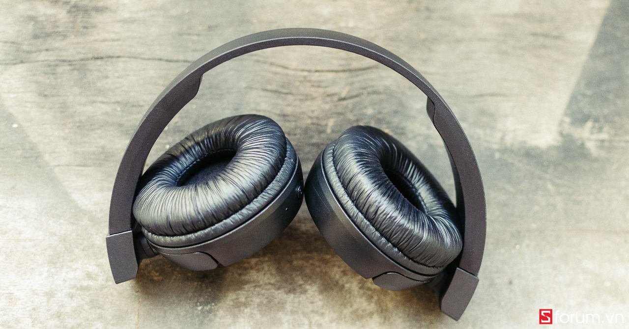 Đánh giá tai nghe JBL T450BT: chiếc tai nghe có cảm giác đeo thoải mái, âm thanh tốt