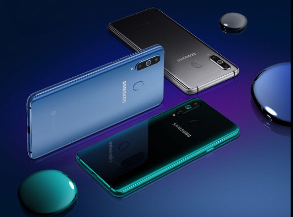 Galaxy A8s với màn hình nốt ruồi có giá bán chính thức là 10 triệu đồng, bắt đầu bán ra vào ngày 31/12