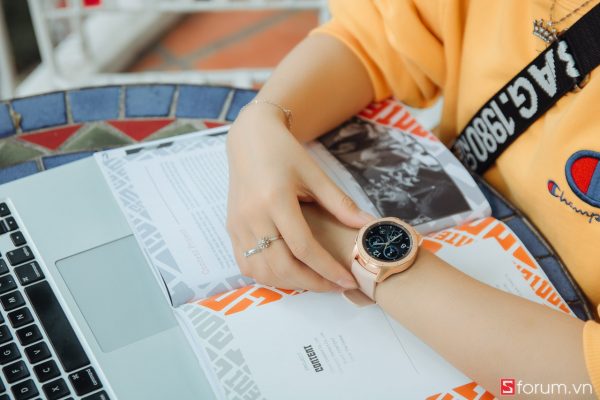 Chuyển đổi độ nhạy màn hình.