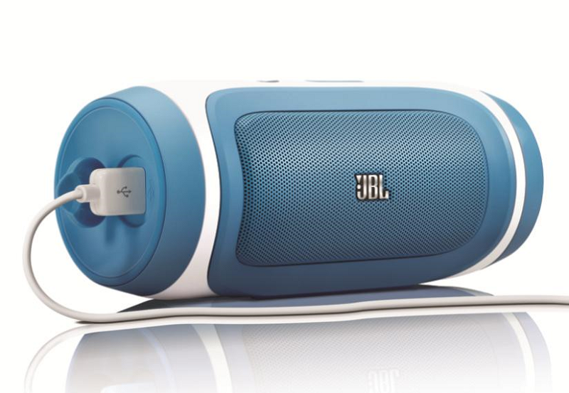 Sạc nhồi cho loa bluetooth.