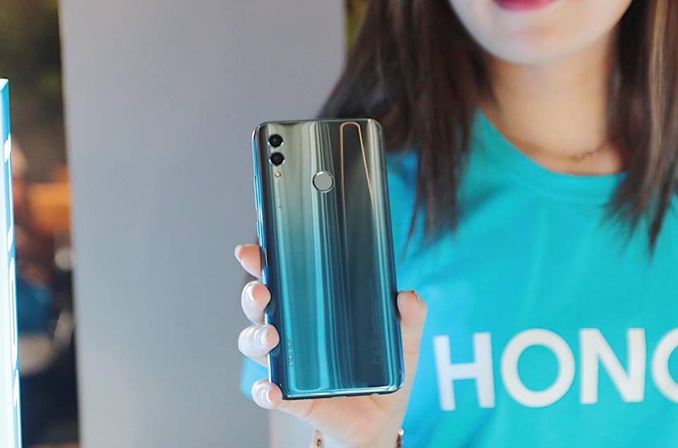 Honor 10 Lite chính thức ra mắt tại Việt Nam: Vừa đẹp vừa khoẻ, giá lại ...