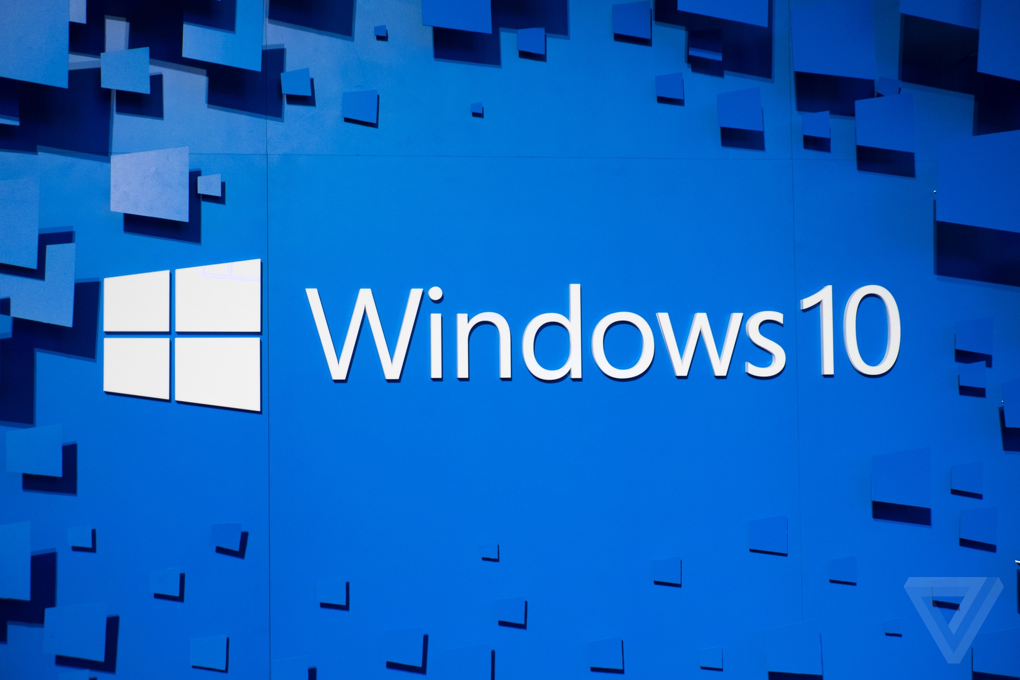 Windows 10 vượt mặt Windows 7 trở thành hệ điều hành phổ biến nhất cho máy tính