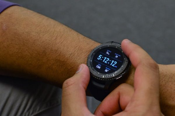 Chụp màn hình Samsung Galaxy Watch.