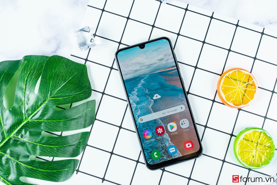 Samsung Galaxy A50 là sản phẩm mới được ra mắt của SAMSUNG ở phân khúc tầm trung