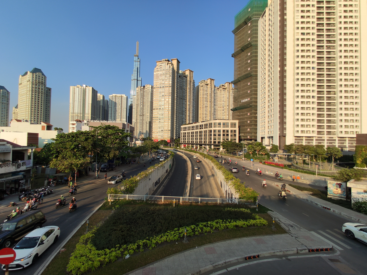 Sforum - Trang thÃ´ng tin cÃ´ng nghá» má»i nháº¥t trai-nghiem-camera-Mi-9-16 Tráº£i nghiá»m camera Xiaomi Mi 9 qua nhá»¯ng 