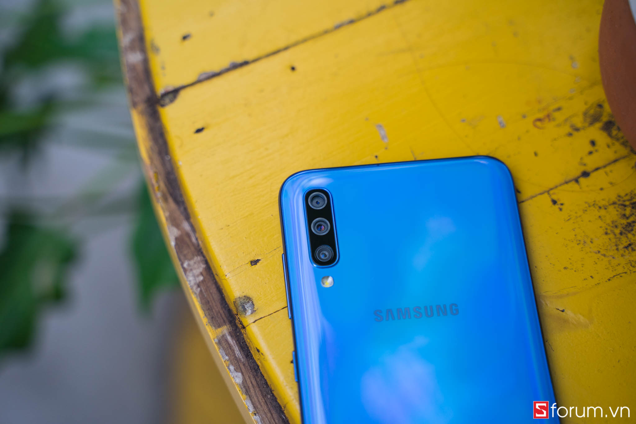 Sforum - Trang thÃ´ng tin cÃ´ng nghá» má»i nháº¥t mo-hop-a70-12-of-33 Má» há»p Galaxy A70: MÃ n hÃ¬nh 6.7 inch, Snapdragon 675, RAM 6GB, sáº¡c 25W, giÃ¡ 9.29 triá»u 