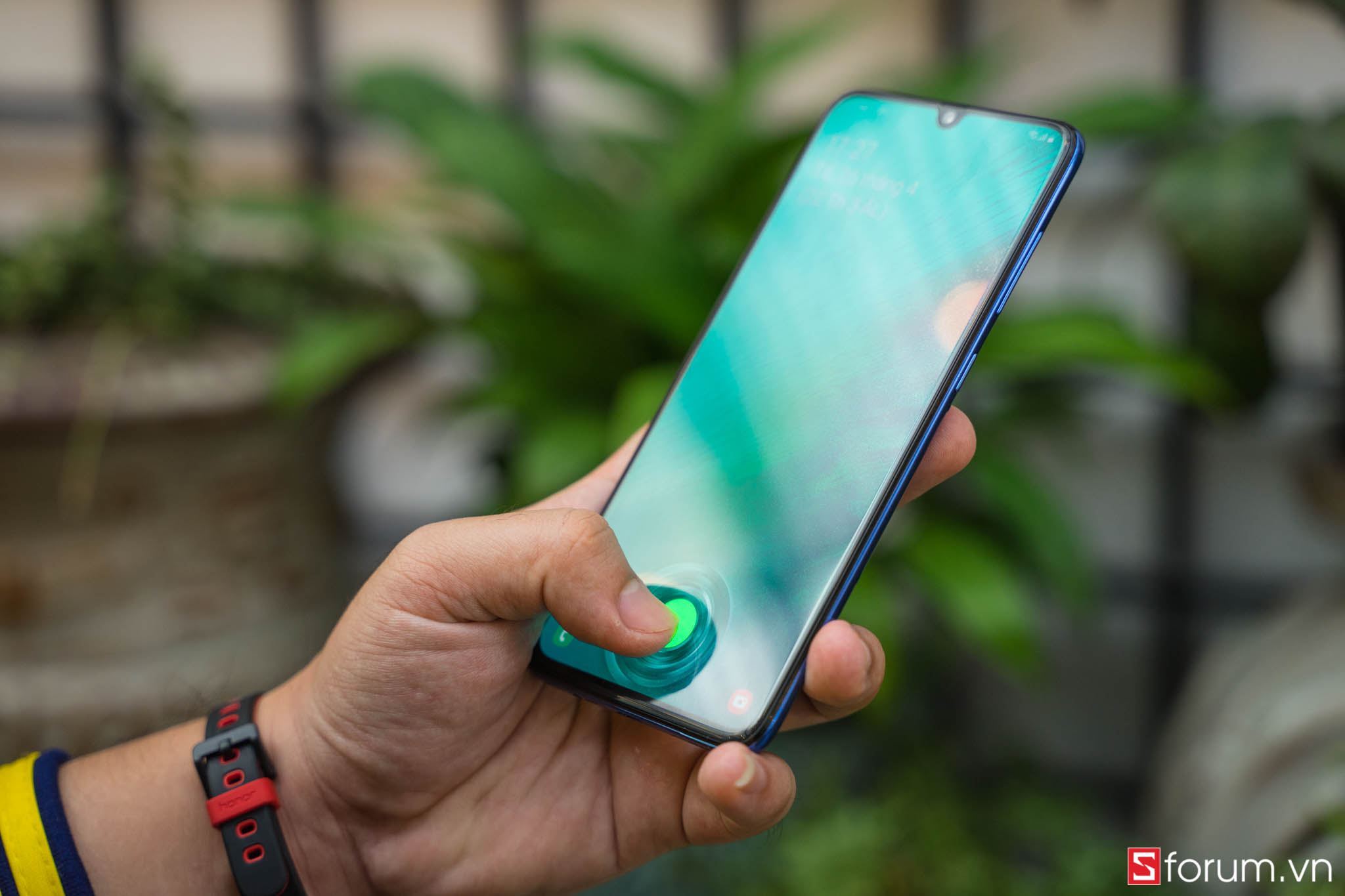 Sforum - Trang thÃ´ng tin cÃ´ng nghá» má»i nháº¥t mo-hop-a70-27-of-33 Má» há»p Galaxy A70: MÃ n hÃ¬nh 6.7 inch, Snapdragon 675, RAM 6GB, sáº¡c 25W, giÃ¡ 9.29 triá»u 
