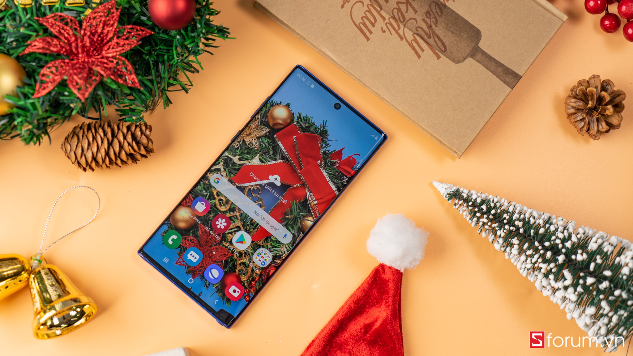 Sforum - Trang thông tin công nghệ mới nhất Galaxy-Note10-Blue-16 Mở hộp và trên tay nhanh Galaxy Note 10+ Xanh Aura: Màu sắc mới hút mắt, tone sur tone với Noel 
