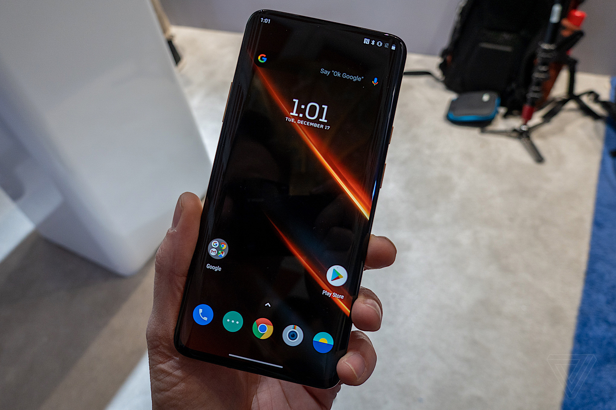 [CES 2020] Cận cảnh OnePlus Concept One: Smartphone có camera "tàng