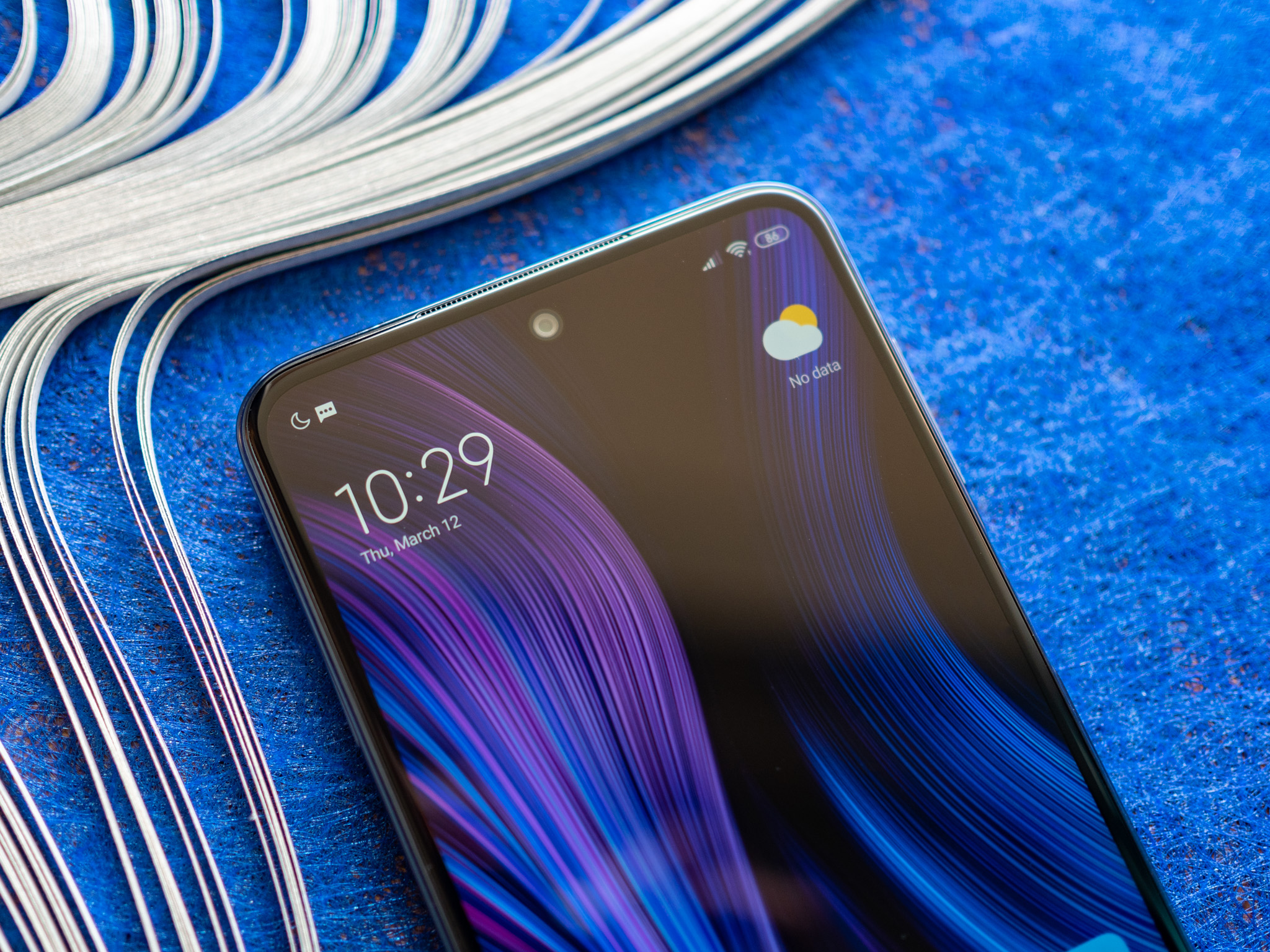 Cận cảnh Redmi Note 9 Pro với cụm camera dị nhất thế giới