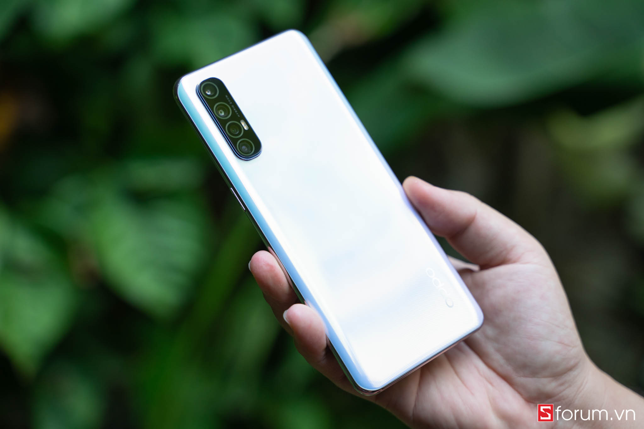 Sforum - Trang thông tin công nghệ mới nhất oppo-reno-3-pro-11 “Đập hộp” OPPO Reno3 Pro: Smartphone đầu tiên trên thế giới sở hữu camera selfie kép 44MP + 2MP 