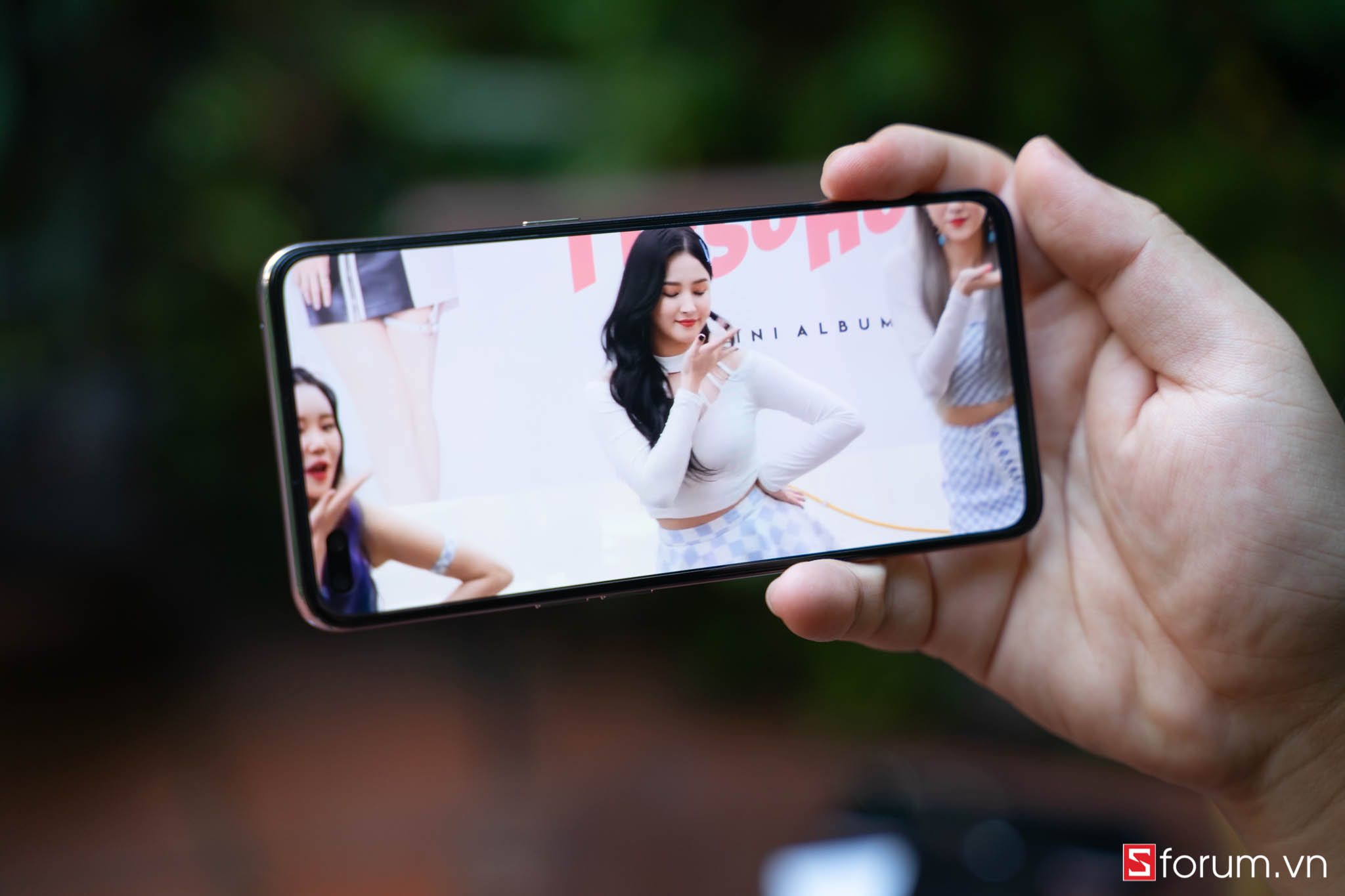 Sforum - Trang thông tin công nghệ mới nhất oppo-reno-3-pro-5 “Đập hộp” OPPO Reno3 Pro: Smartphone đầu tiên trên thế giới sở hữu camera selfie kép 44MP + 2MP 