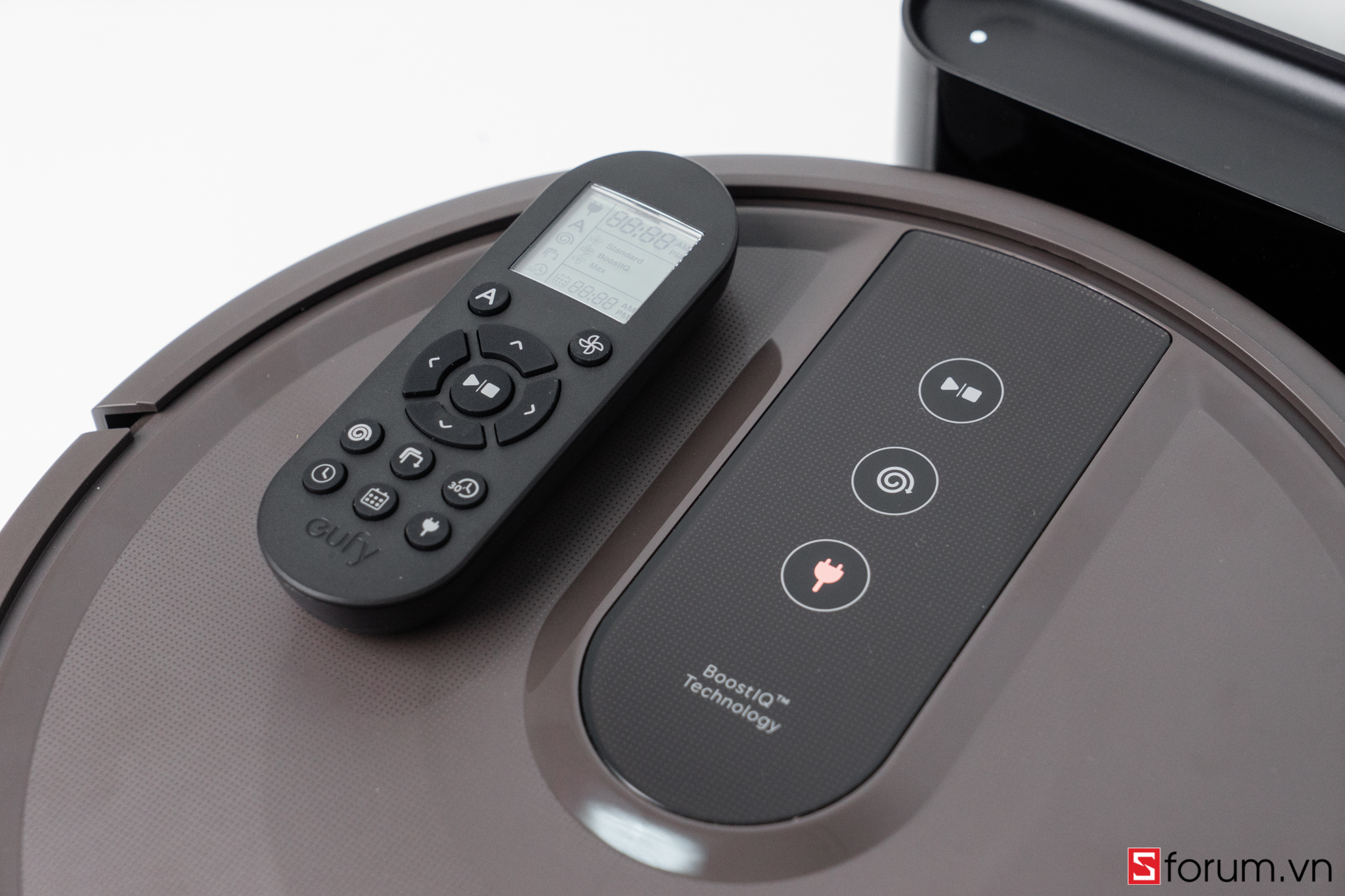 Sforum - Trang thông tin công nghệ mới nhất CPS-Eufy-RoboVac-15T-43 Đánh giá Robot hút bụi Eufy RoboVac 15T: Hiệu suất cao, lực hút mạnh và giá rẻ 