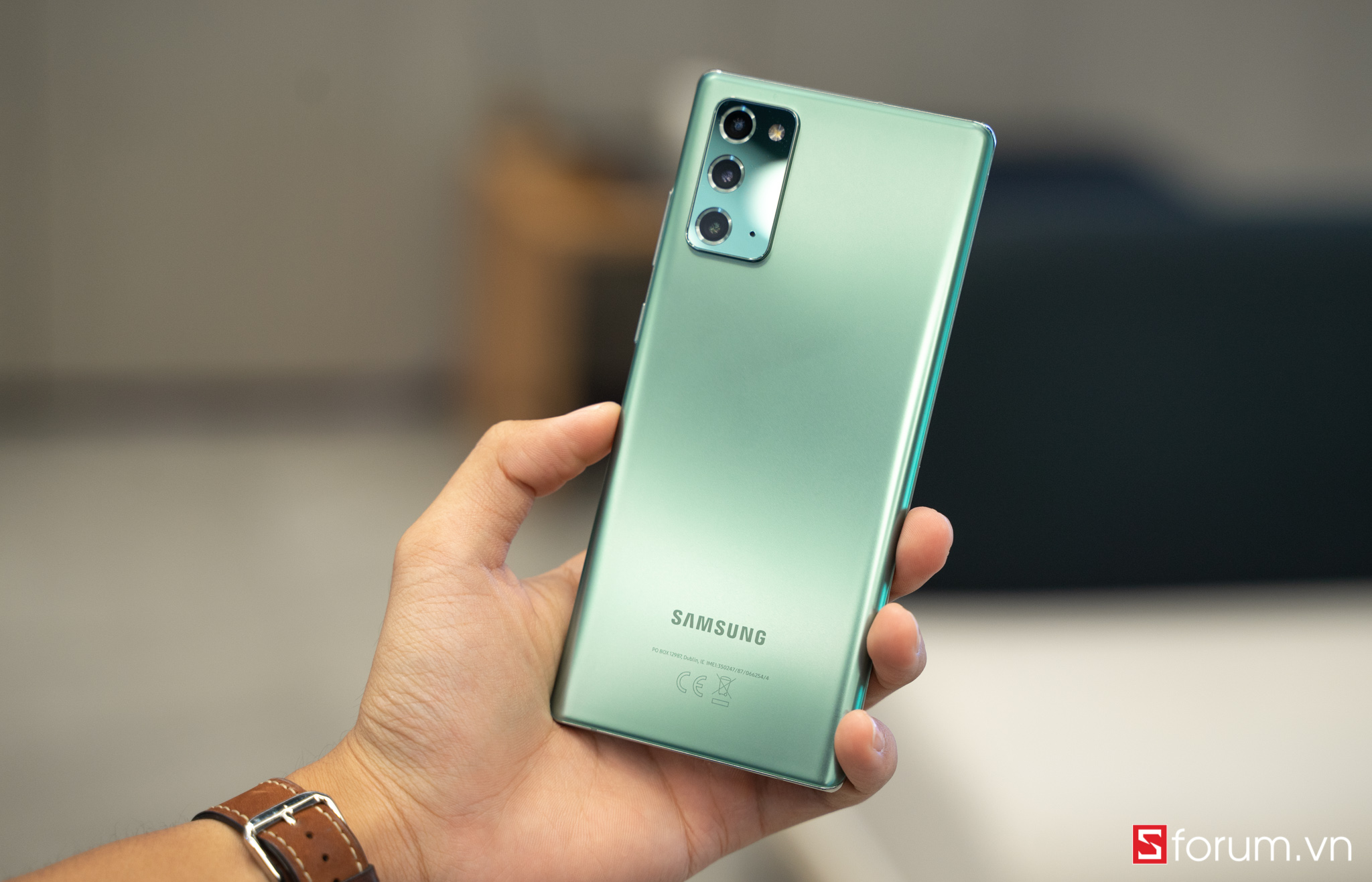 Sforum - Trang thông tin công nghệ mới nhất Note-20-1 Trên tay Galaxy Note 20 và Note 20 Ultra tại VN: “Yêu” từ ngay cái nhìn đầu tiên!!! 
