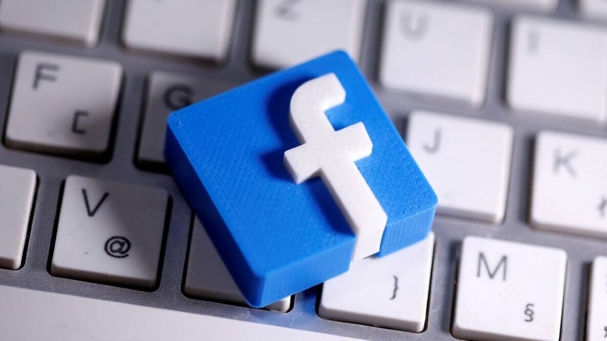 Làm sao để thay đổi tên hiển thị trên Facebook trên máy tính?
