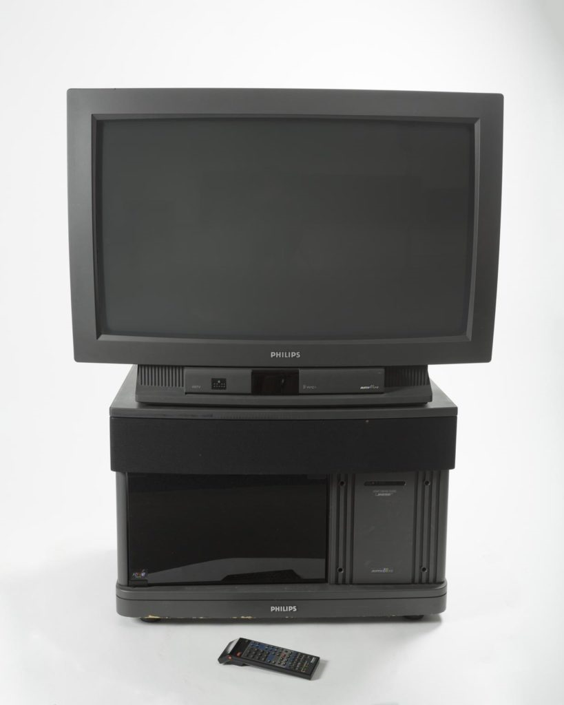05. philips-television set