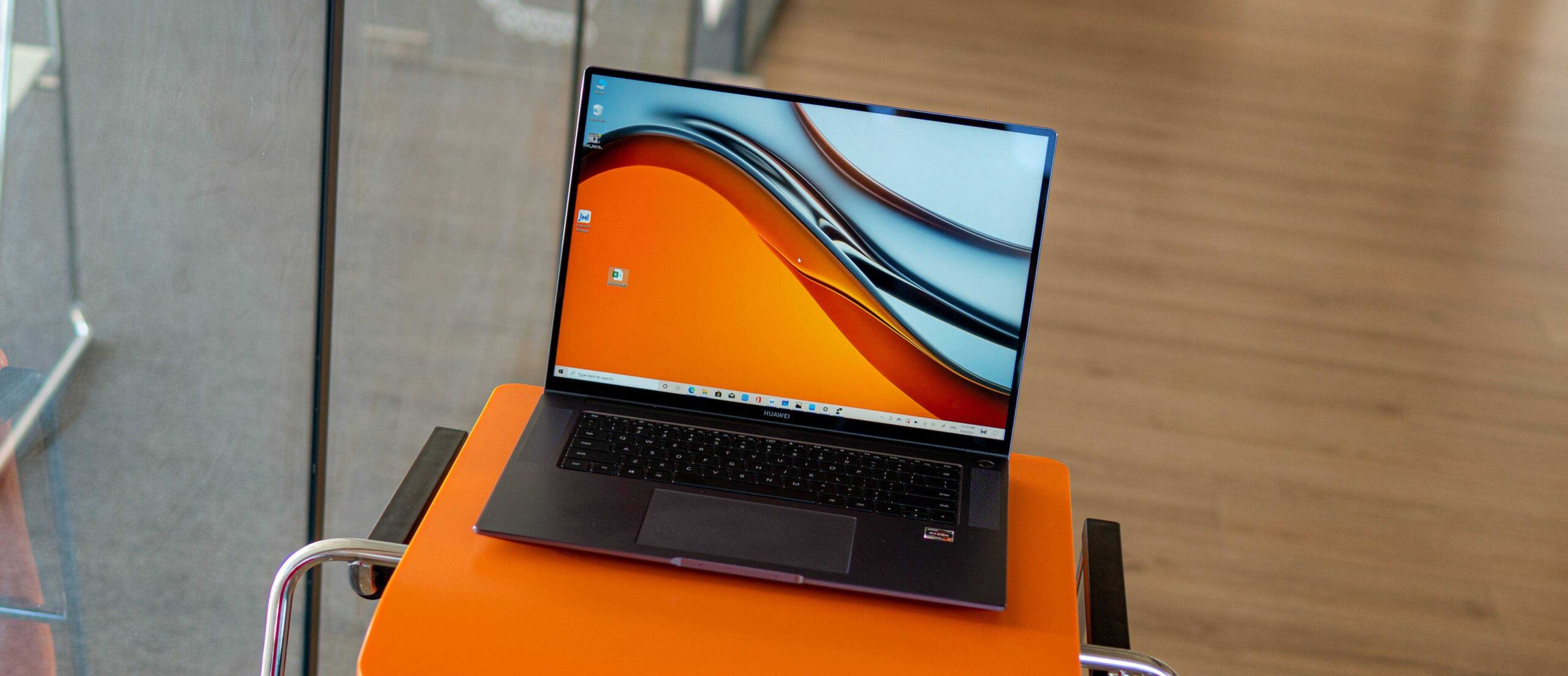 Đánh giá nhanh Huawei MateBook 16: Ngoại hình cao cấp, màn hình đẹp ...