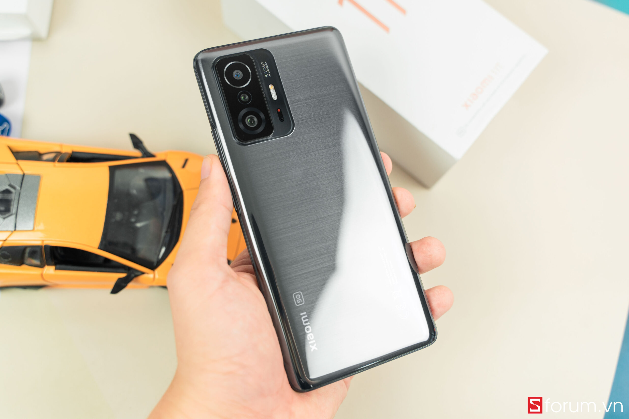 Sforum - Trang thông tin công nghệ mới nhất xiaomi-11t-21-scaled Trên tay Xiaomi 11T: MediaTek Dimensity 1200, camera 108MP, giá chỉ từ 10.9 triệu đồng 