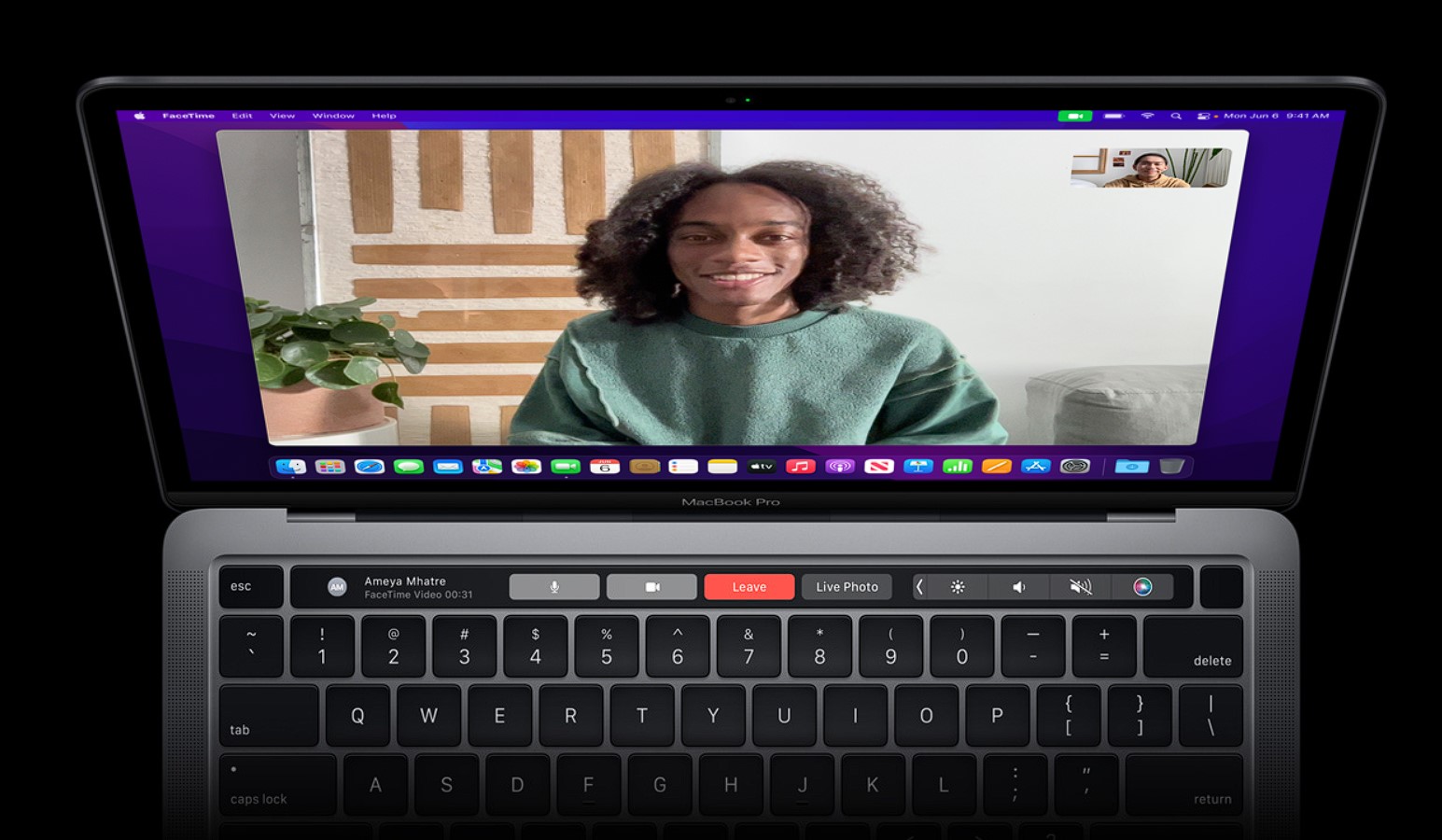 MacBook Pro M2