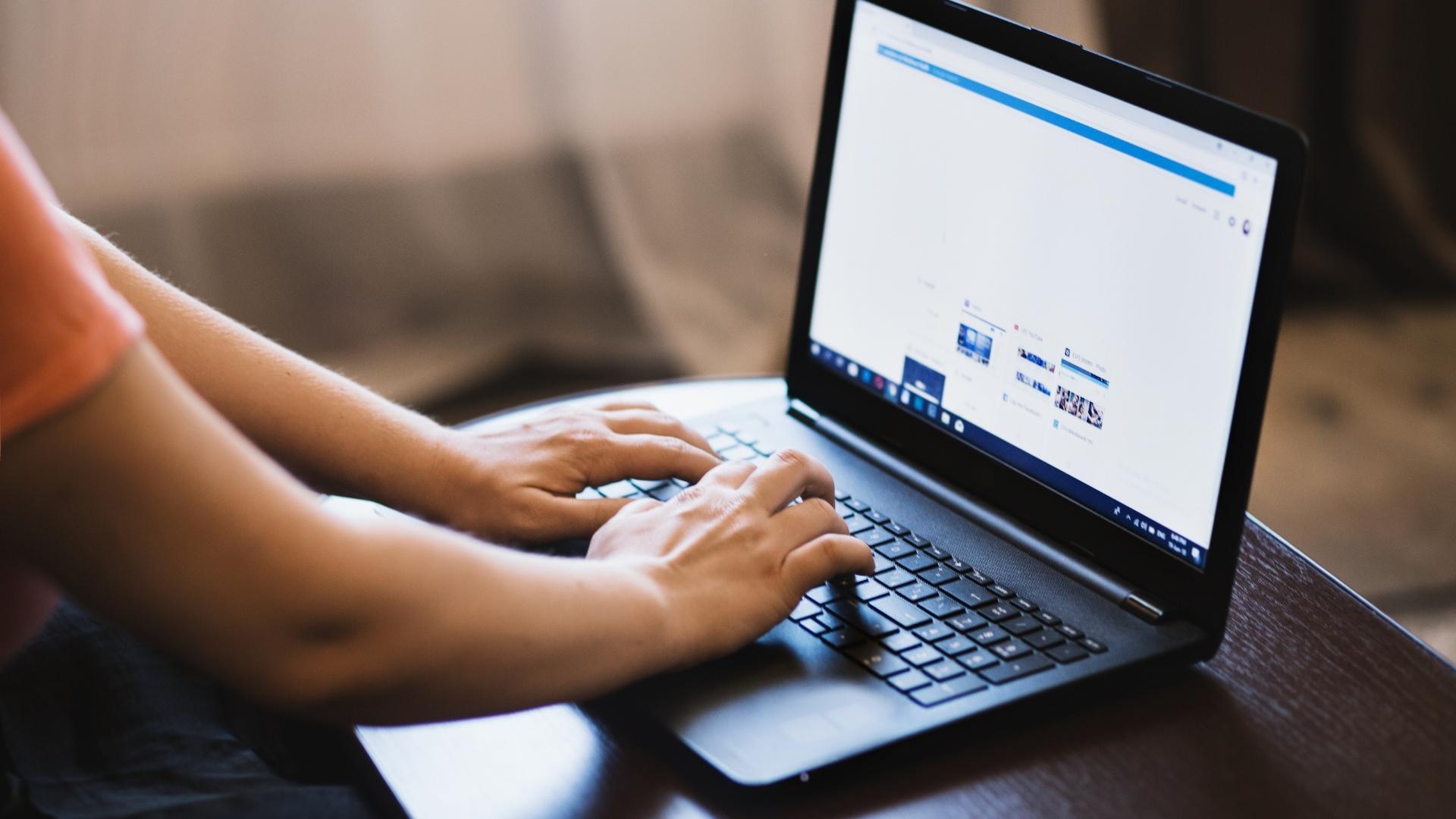 Những lỗi thường gặp khi test màn hình Laptop