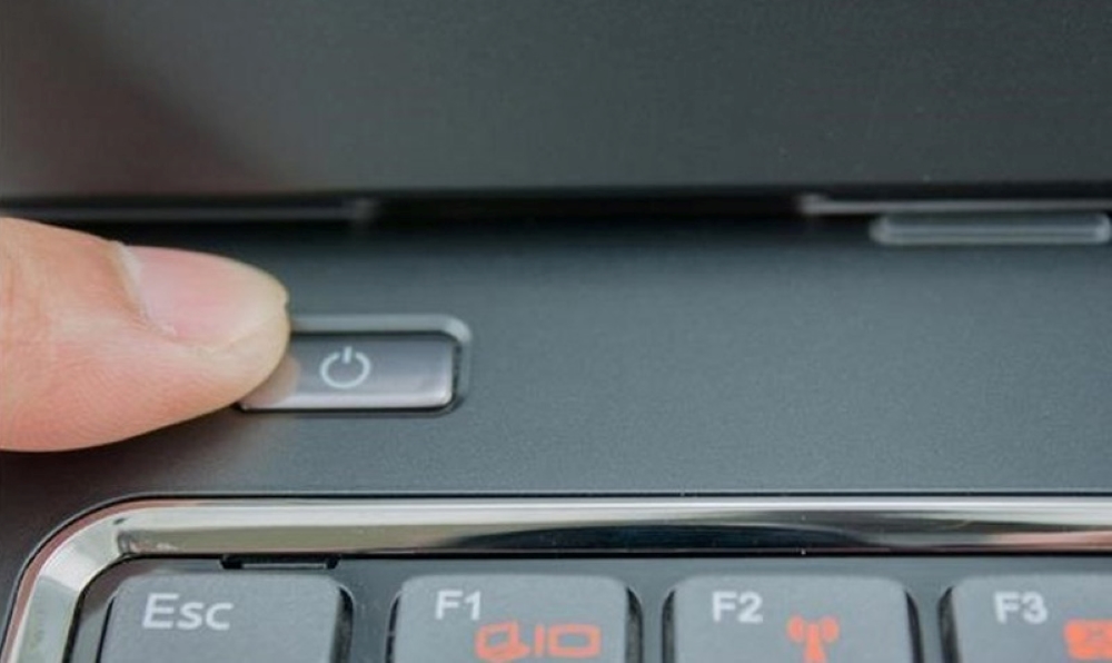 7 bí kíp vệ sinh màn hình laptop hiệu quả và đơn giản