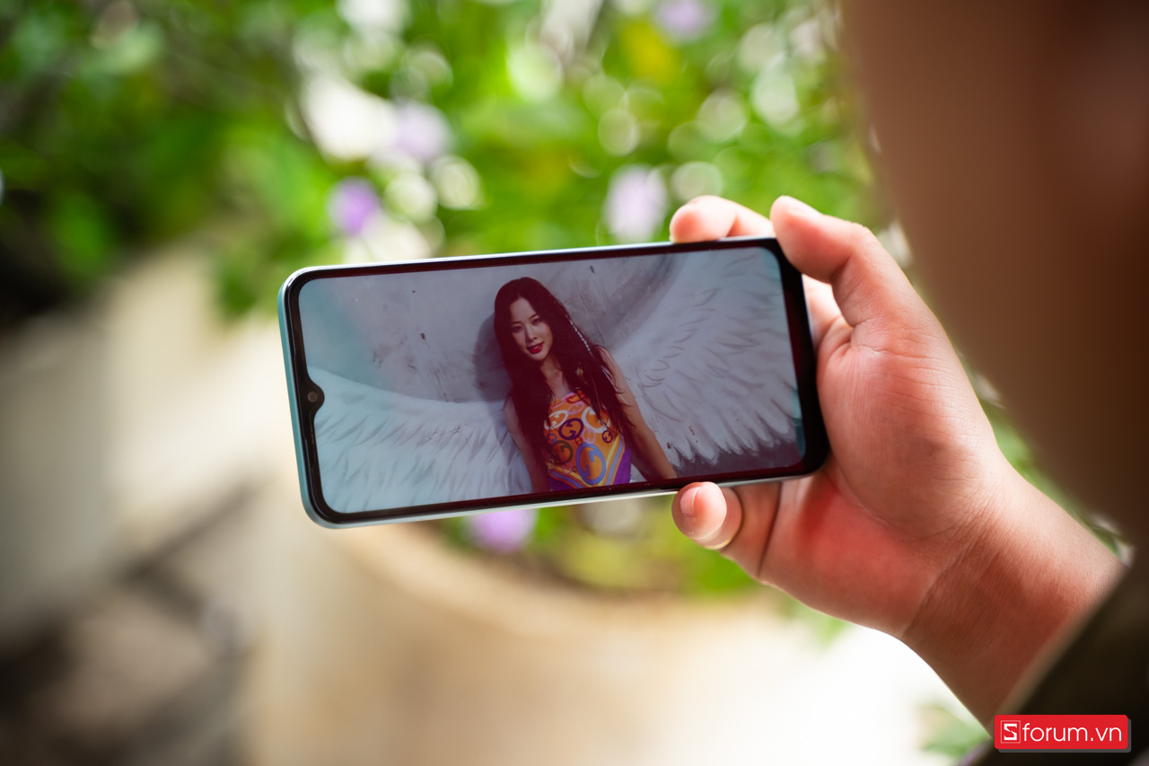 Top 5 smartphone giá 3 triệu: Màn hình lớn, pin khủng - Hài lòng xem phim và chơi game!