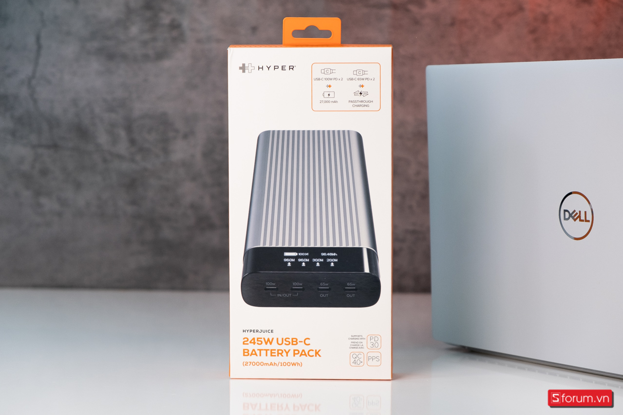 Trên tay sạc dự phòng HyperJuice 27000mAh 245W HJ245B Cân được 4