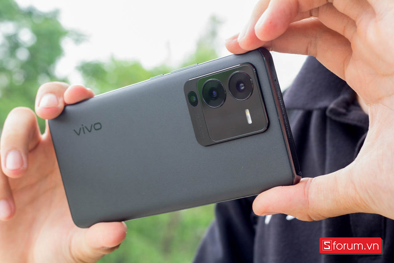 vivo V25 Pro
