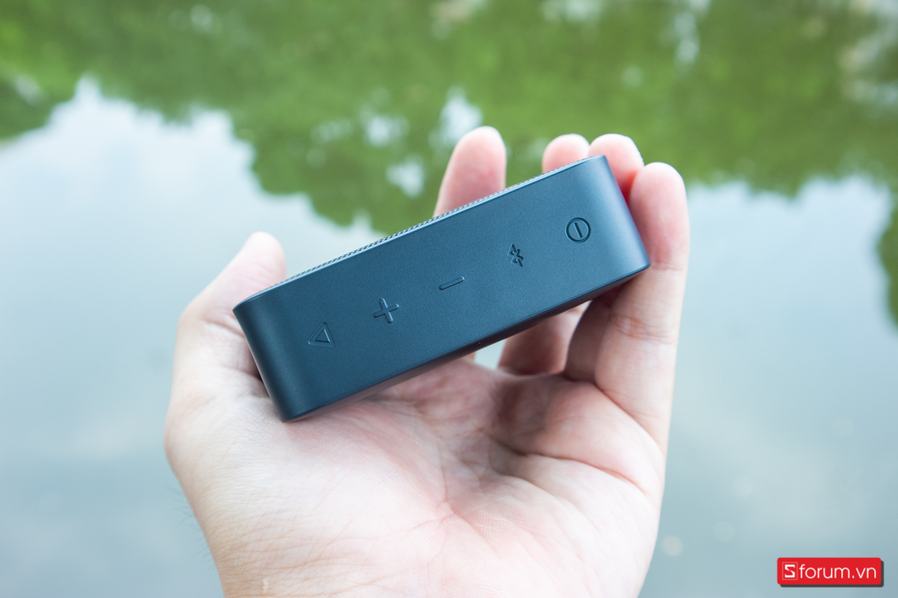 JBL Go Essential