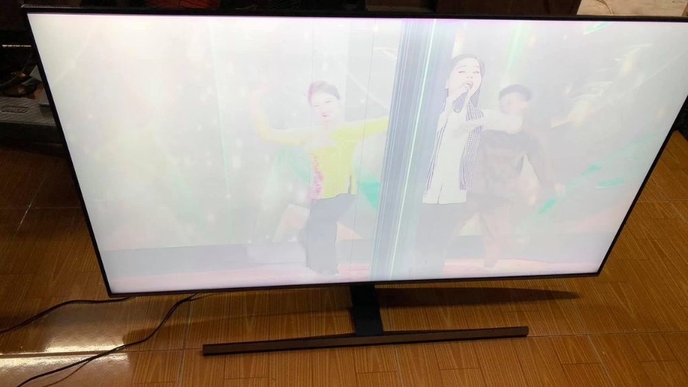 Màn hình tivi LG bị giật lag, nháy sáng liên tục