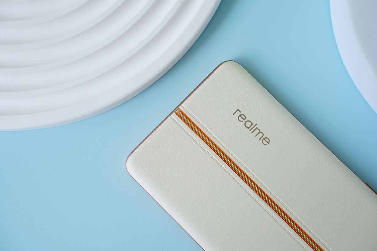 Tin được không: Điện thoại realme dưới 7 triệu có thiết kế cao cấp ...