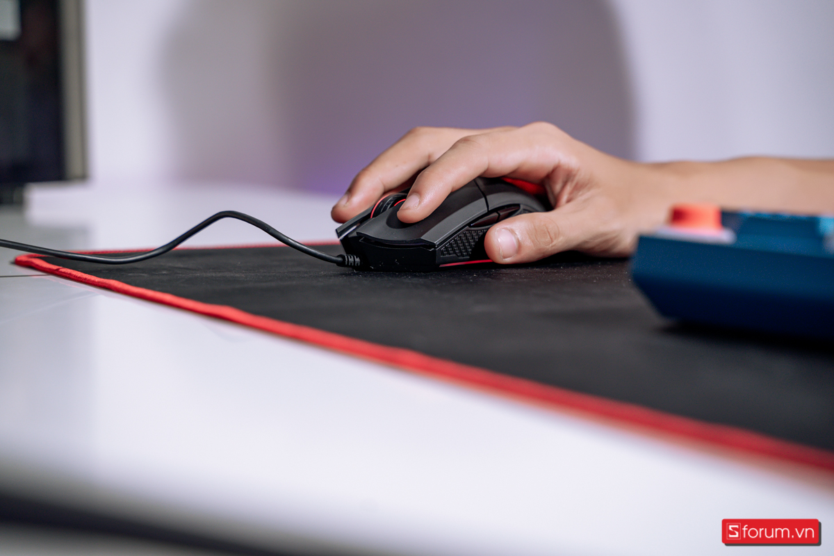 Chi tiết về MSI Clutch GM08 - Lựa chọn hoàn hảo trong dòng chuột gaming giá dưới 500K
