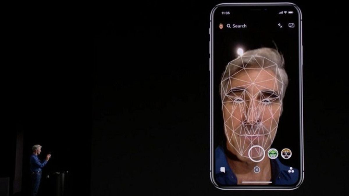 Ưu điểm khi dùng Face ID là tỉ lệ phân biết khuôn mặt thật/giả lên đến 1 triệu lần