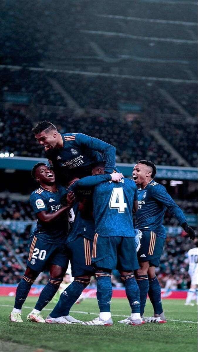 Top 100+ hình nền bóng đá chất lượng cao cho điện thoại và máy tính