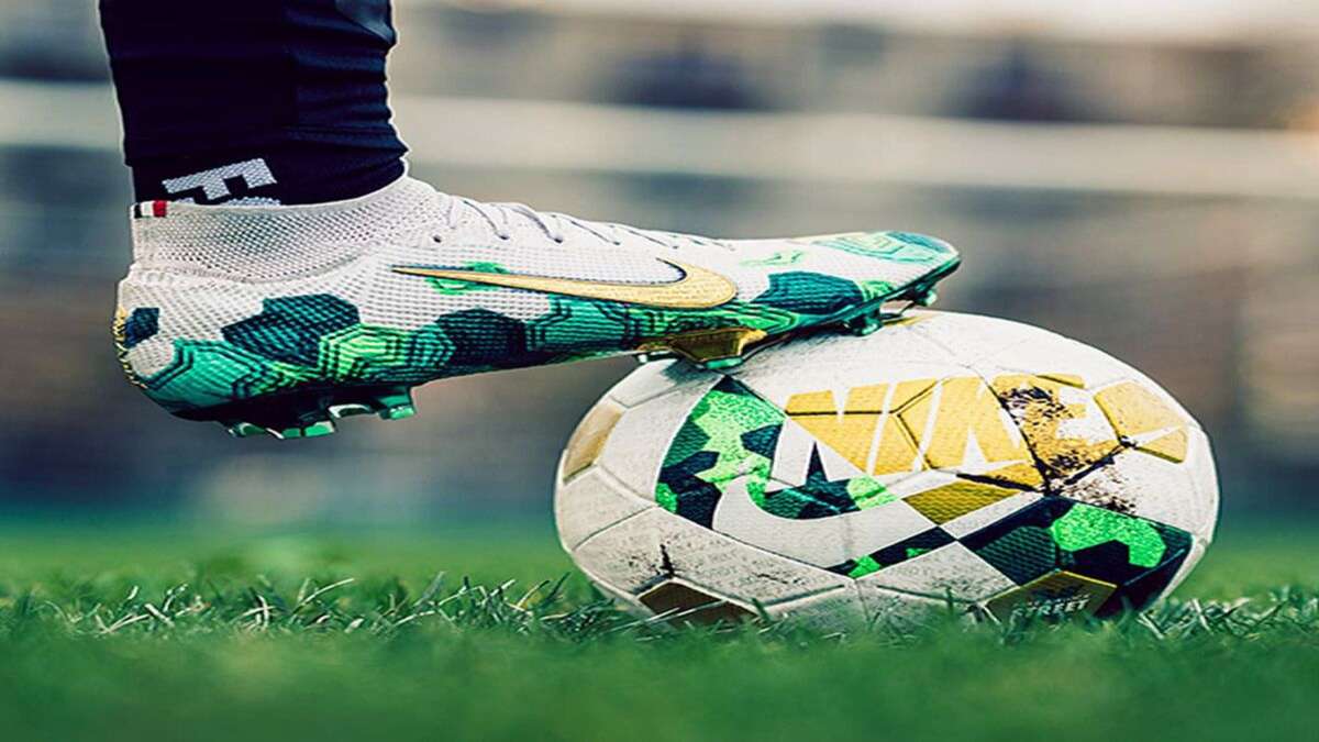 Top 100+ hình nền bóng đá chất lượng cao cho điện thoại và máy tính