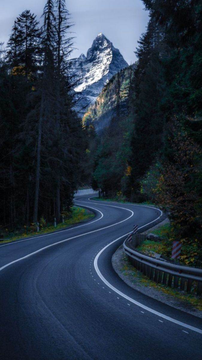 Tải ngay 100+ hình nền chill cực đẹp, chất cho điện thoại, máy tính