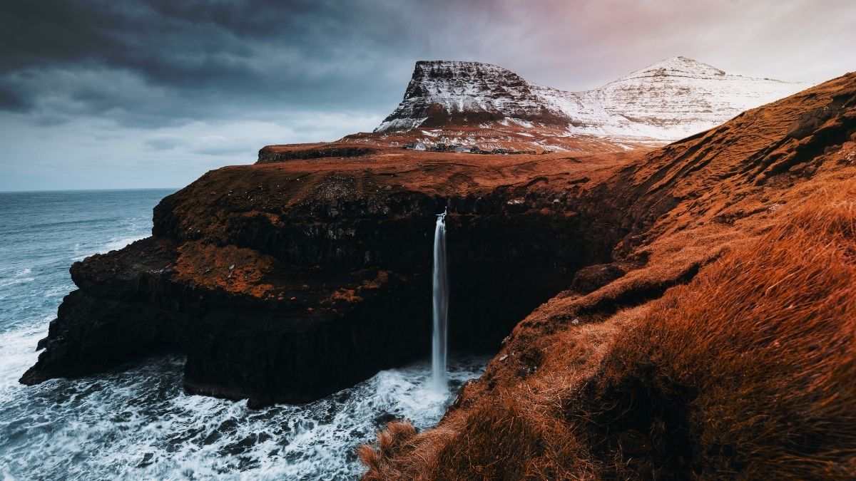 Tải ngay 100+ hình nền chill cực đẹp, chất cho điện thoại, máy tính