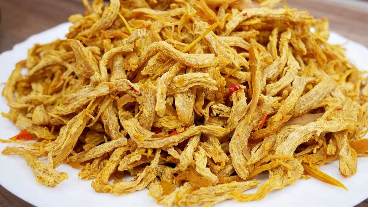 7 Bí quyết làm khô gà không dầu mệt mỏi tại gia đình